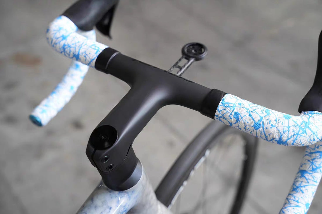 How to Build a Clean Cockpit on a Modern Road Bike