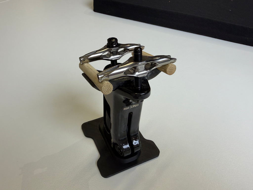 Ultra-Light 46g Carbon Seatpost Clamp | Compatible with Giant TCR, Propel, PP, Langma
